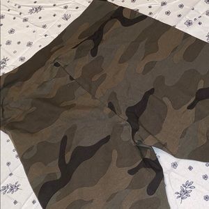 Camo Capri Leggings